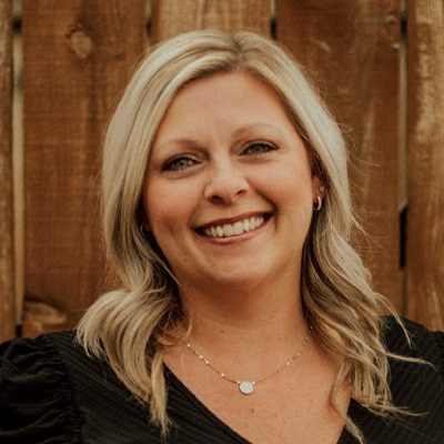 Chiropractic Dubuque IA Jennifer Graves About Us 2 Chiropractic Dubuque IA Jennifer Graves About Us 2